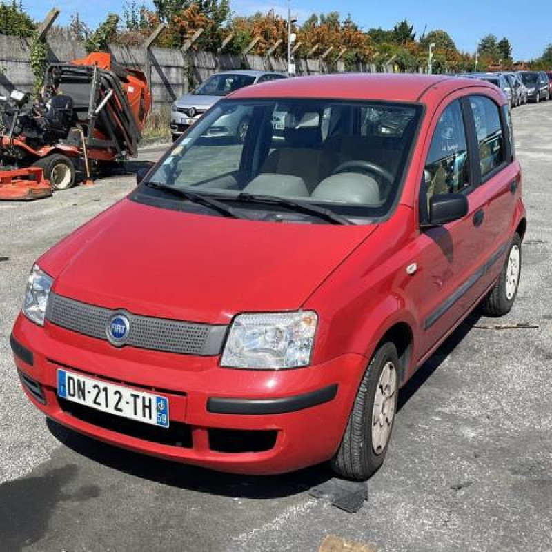 Pare boue avant gauche FIAT PANDA 2 Photo n°5