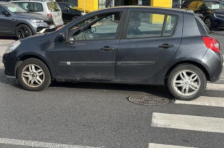 Retroviseur droit RENAULT CLIO 3