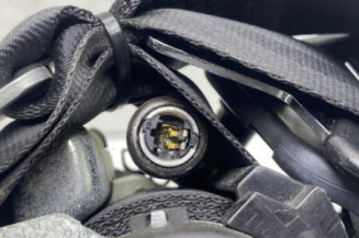 Pretensionneur de ceinture avant droit RENAULT MEGANE 3