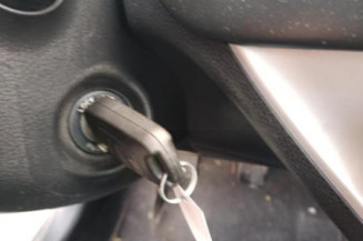 Fermeture de capot KIA PICANTO 2