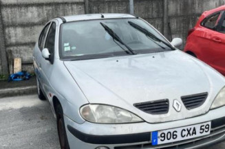 Malle/Hayon arriere RENAULT MEGANE 1