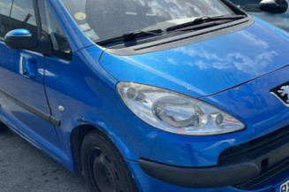 Pare choc arriere PEUGEOT 1007