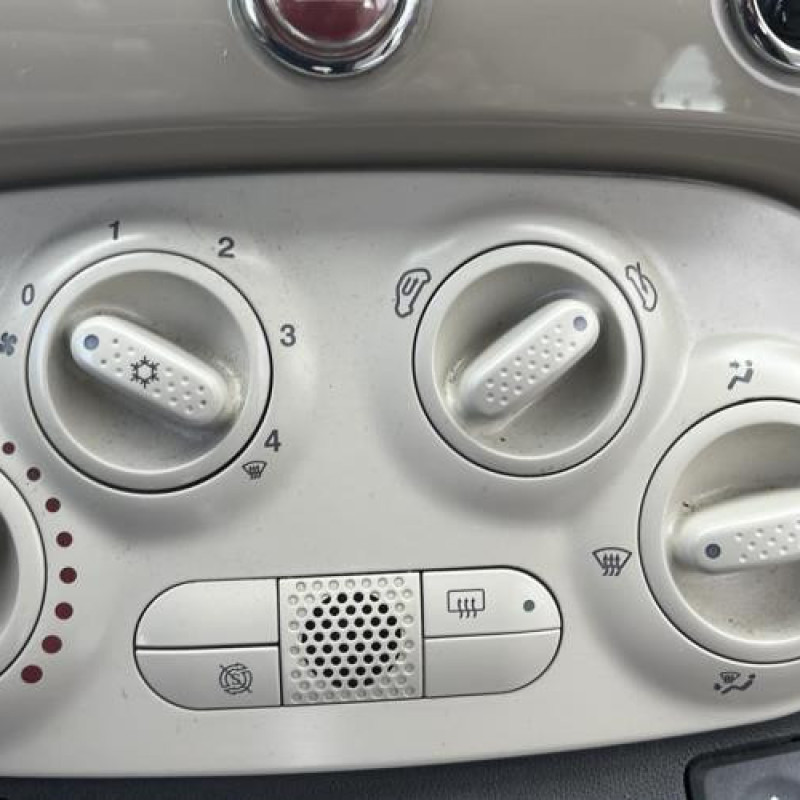 Poignee interieur avant droit FIAT 500 2 Photo n°4