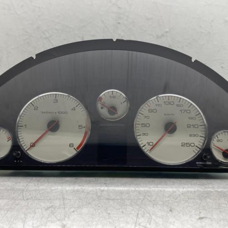 Compteur PEUGEOT 407 Photo n°5