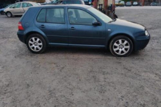 Serrure avant droit VOLKSWAGEN GOLF 4