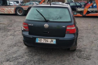 Serrure avant droit VOLKSWAGEN GOLF 4