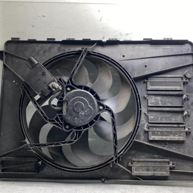 Moto ventilateur radiateur FORD MONDEO 3 Photo n°2