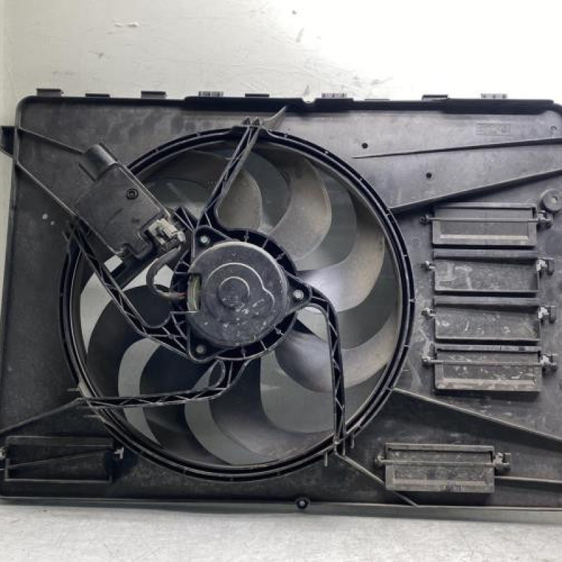 Moto ventilateur radiateur FORD MONDEO 3 Photo n°3