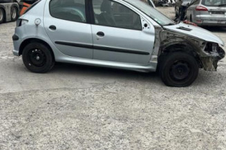 Vitre avant droit PEUGEOT 206