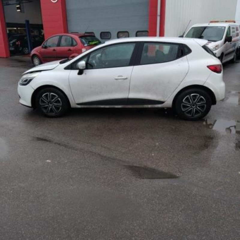 Moteur RENAULT CLIO 4 Photo n°4