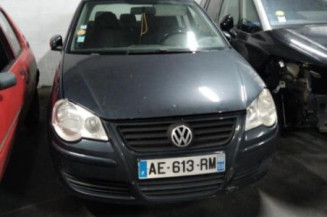 Vitre avant gauche VOLKSWAGEN POLO 4