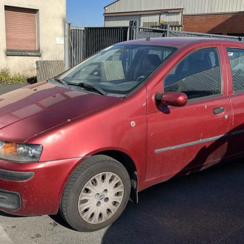 Moteur FIAT PUNTO 2 Photo n°2