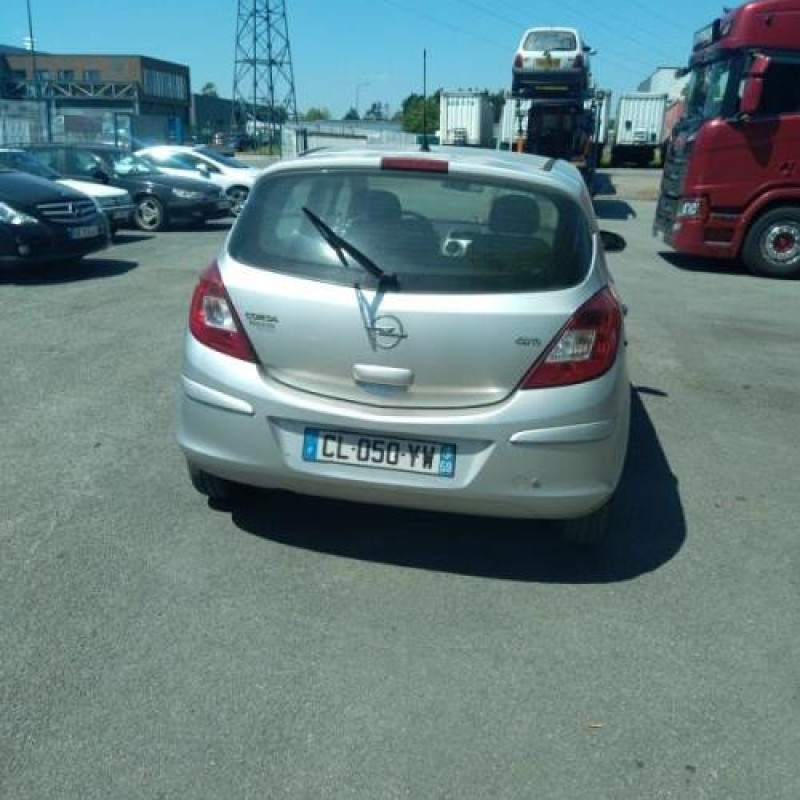 Etrier avant droit (freinage) OPEL CORSA D Photo n°6