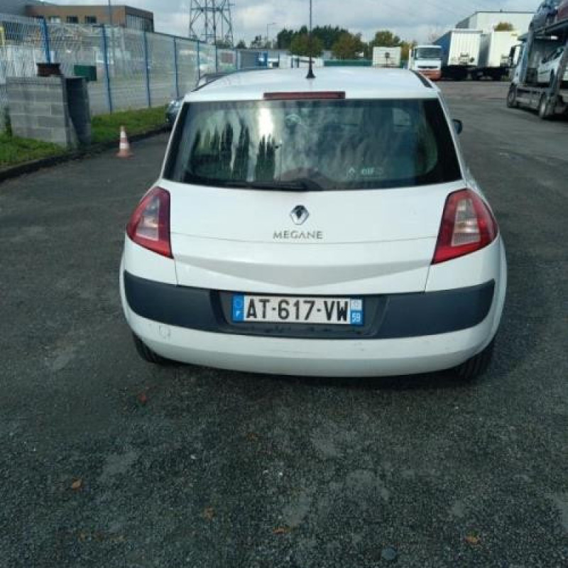 Renfort pare choc arriere (traverse) RENAULT MEGANE 2 Photo n°11