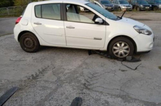 Boitier UCH RENAULT CLIO 3