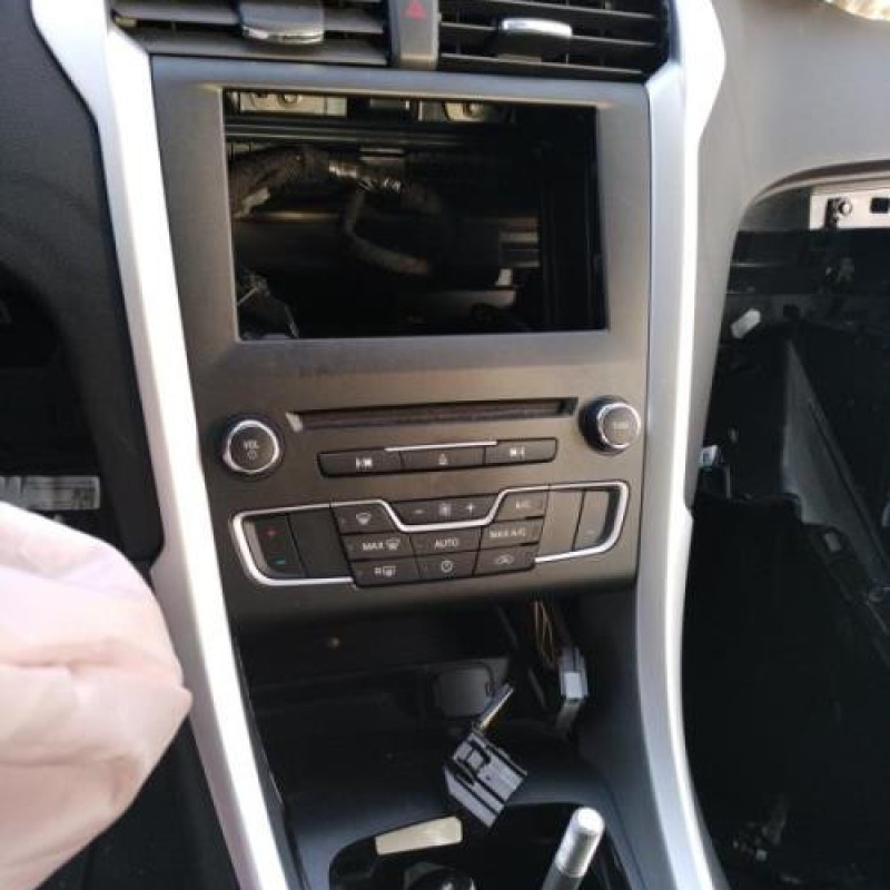 Poignee interieur arriere droit FORD MONDEO 4 Photo n°12