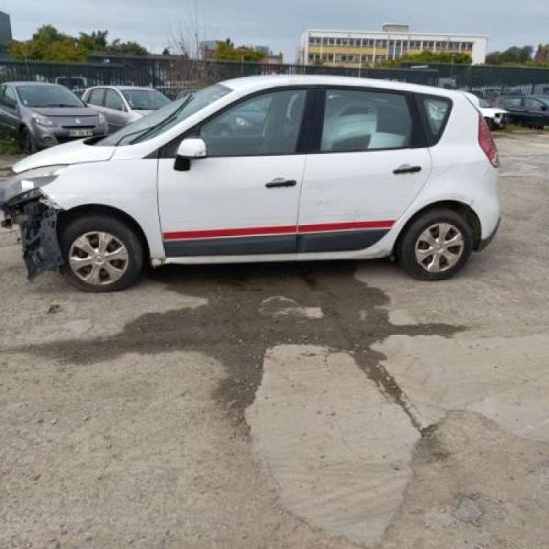 Aile avant droit RENAULT SCENIC 3 Photo n°8