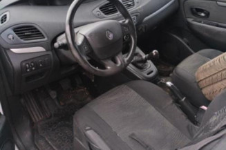 Aile avant droit RENAULT SCENIC 3