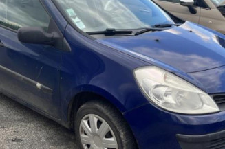 Feu arriere principal gauche (feux) RENAULT CLIO 3