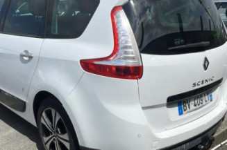 Aile avant droit RENAULT GRAND SCENIC 3