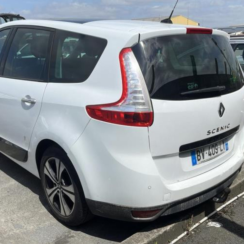 Capot RENAULT GRAND SCENIC 3 Photo n°16