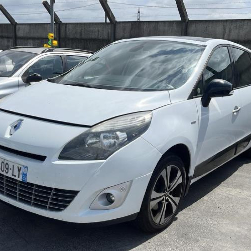 Boitier UCH RENAULT GRAND SCENIC 3 Photo n°5