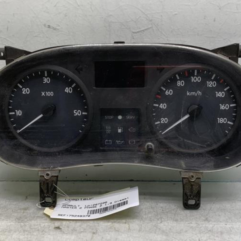 Compteur RENAULT MASTER 2 Photo n°1