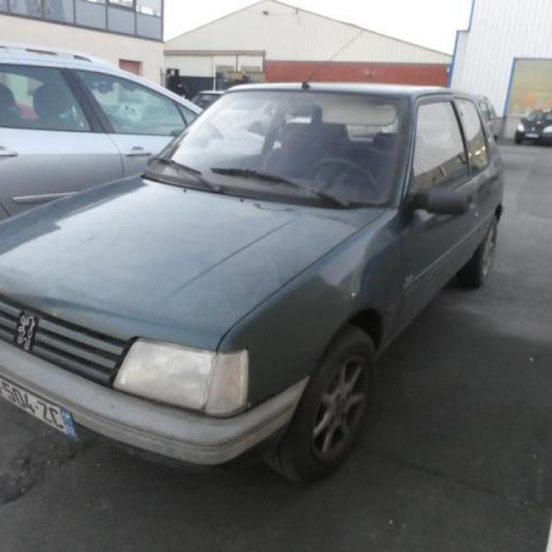 Boite a gants PEUGEOT 205 Photo n°4