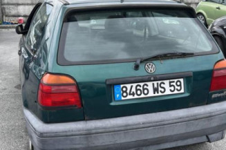 Leve vitre mecanique avant gauche VOLKSWAGEN GOLF 3