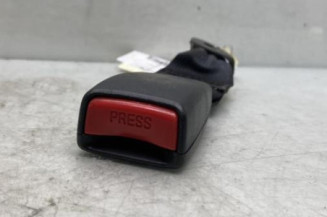 Attache ceinture arriere droit NISSAN NOTE 2