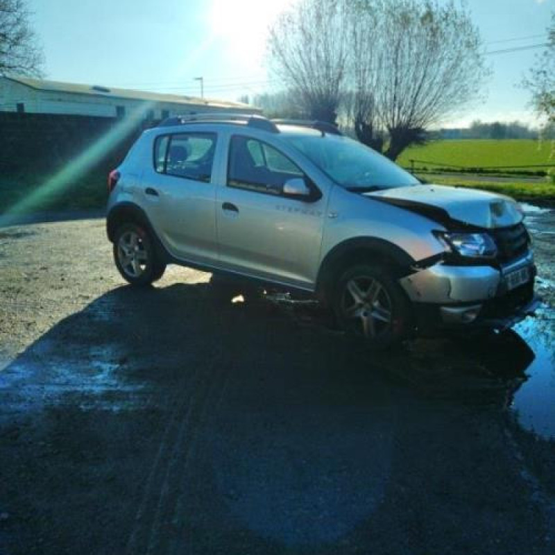 Moteur DACIA SANDERO 2 Photo n°2