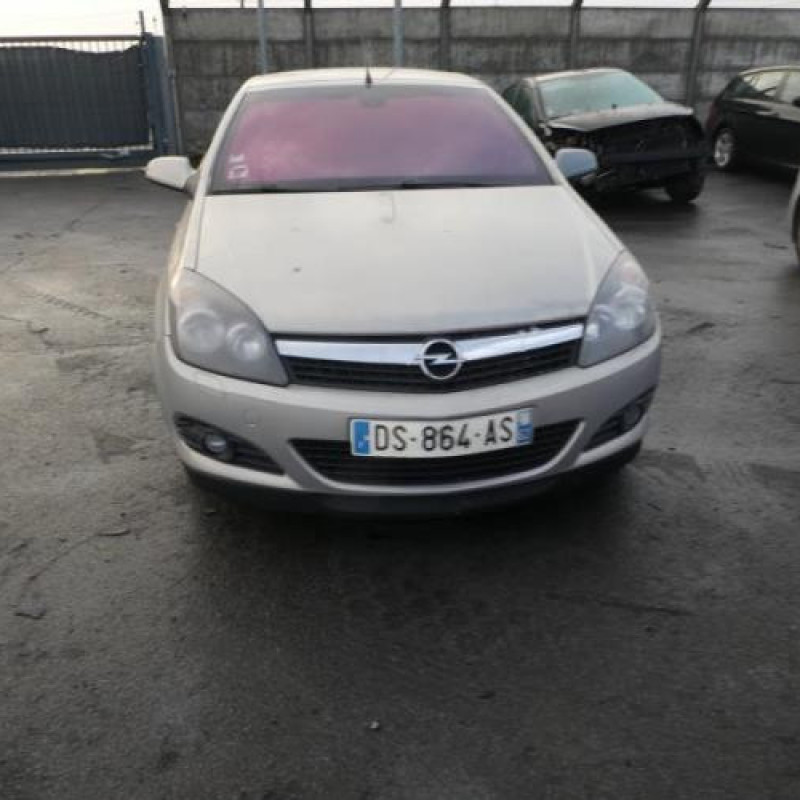 Malle/Hayon arriere OPEL ASTRA H Photo n°11