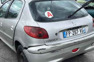 Pretensionneur de ceinture avant droit PEUGEOT 206