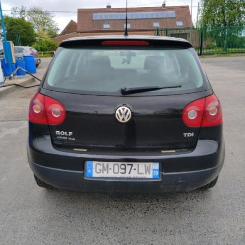 Feu arriere principal gauche (feux) VOLKSWAGEN GOLF 5 Photo n°6