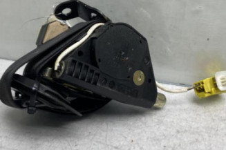 Pretensionneur de ceinture avant droit VOLKSWAGEN TOURAN 1