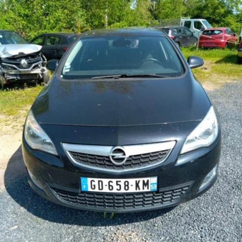 Cric OPEL ASTRA J Photo n°4