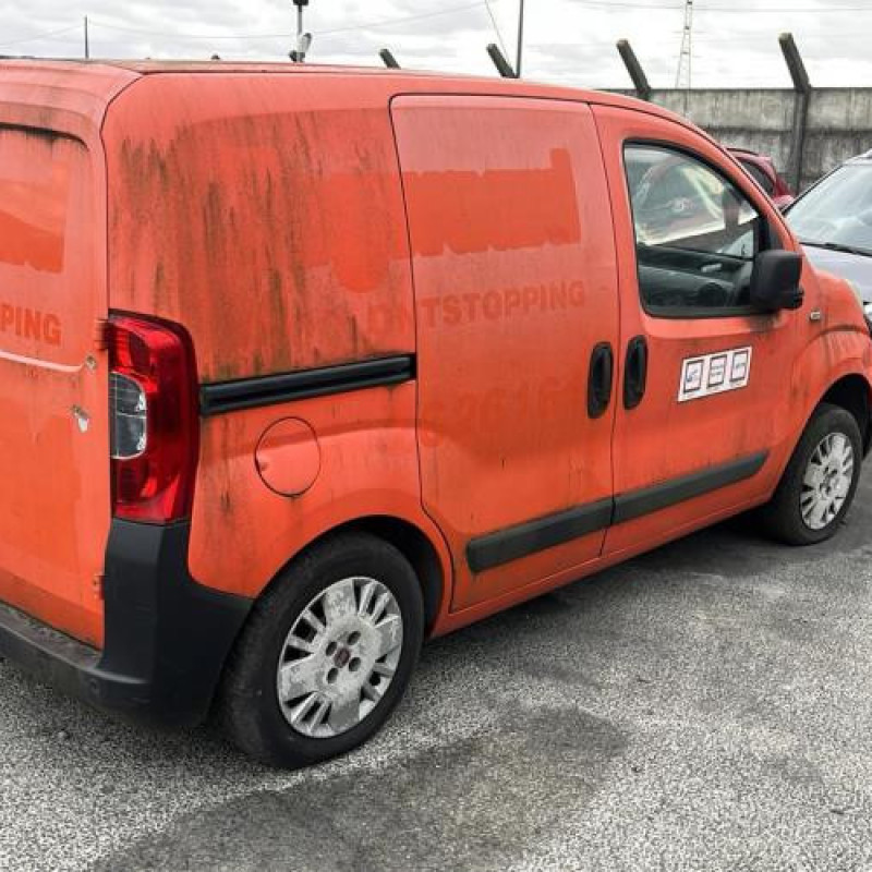 Leve vitre electrique avant gauche FIAT FIORINO 3 Photo n°9