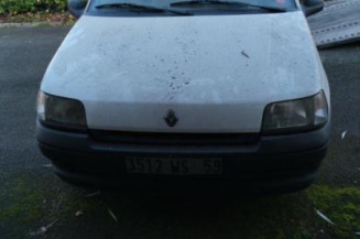 Pare choc avant RENAULT CLIO 1