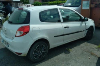 Custode arriere gauche RENAULT CLIO 3