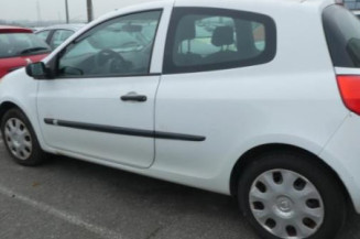 Boitier UCH RENAULT CLIO 3