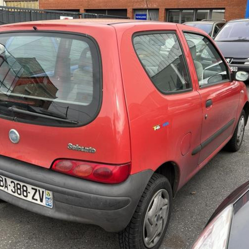 Optique avant secondaire droit (feux)(clignotant) FIAT SEICENTO Photo n°8