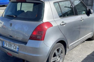 Porte avant droit SUZUKI SWIFT 3