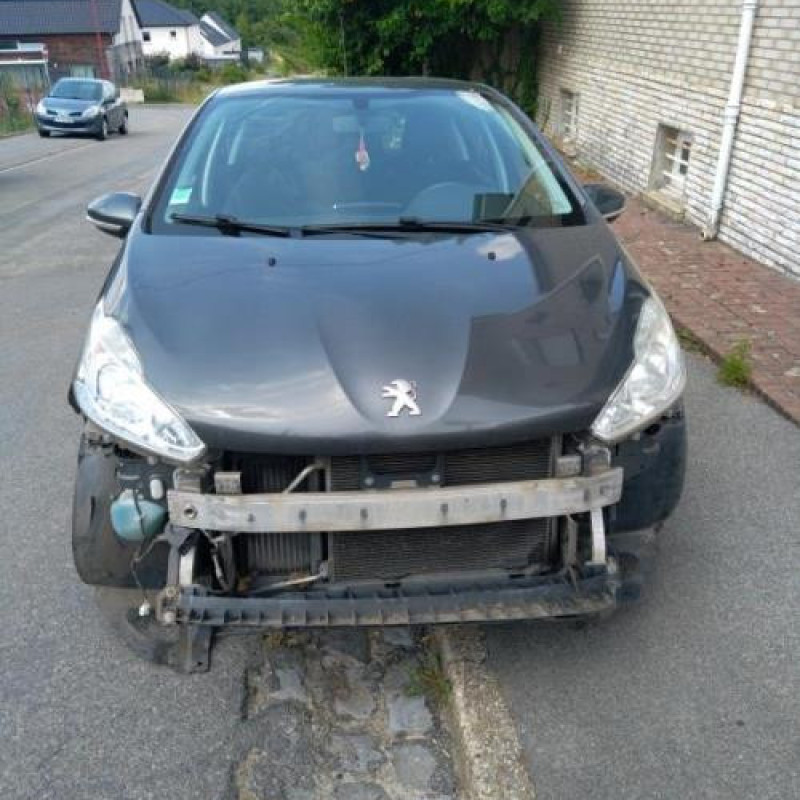 Boite de vitesses PEUGEOT 208 1 Photo n°1