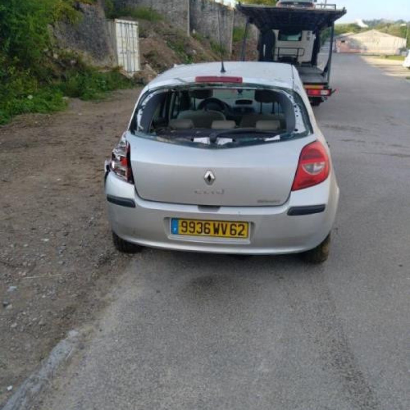 Poignee porte arriere gauche RENAULT CLIO 3 Photo n°6