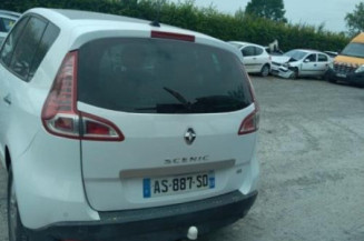 Pretensionneur de ceinture avant droit RENAULT SCENIC 3