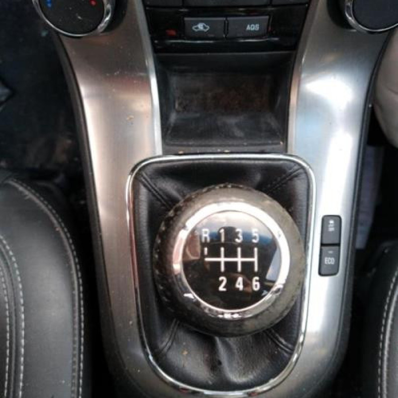 Poignee interieur avant gauche CHEVROLET CRUZE Photo n°10