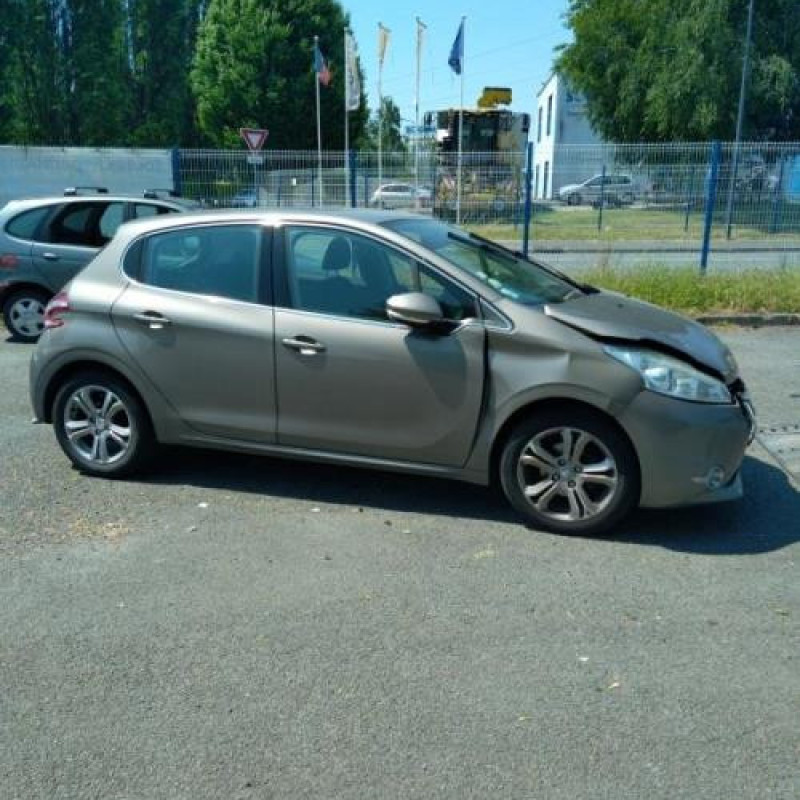 Compteur PEUGEOT 208 1 Photo n°7