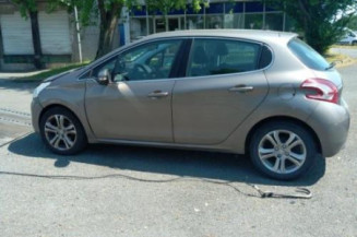 Volant PEUGEOT 208 1