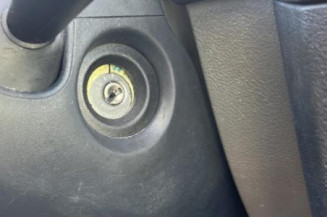 Bouton de warning RENAULT CLIO 2