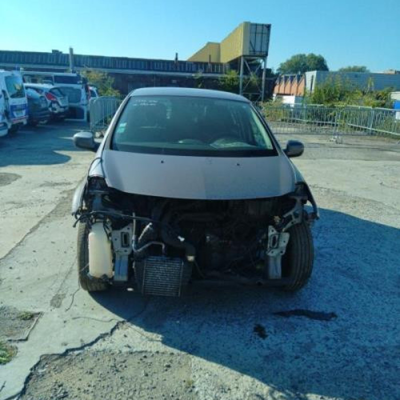 Boitier UCH RENAULT CLIO 3 Photo n°5